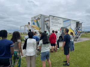 Événement de Compétence Ontario avec des camions